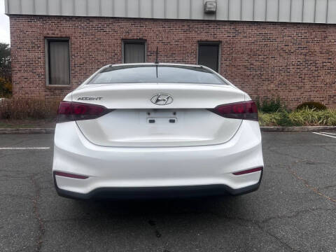 2018 Hyundai Accent SE