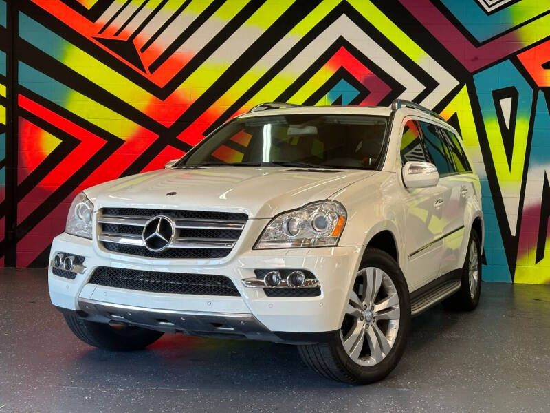 2010 Mercedes-Benz GL-Class for sale at Continental Car Sales in San Mateo CA