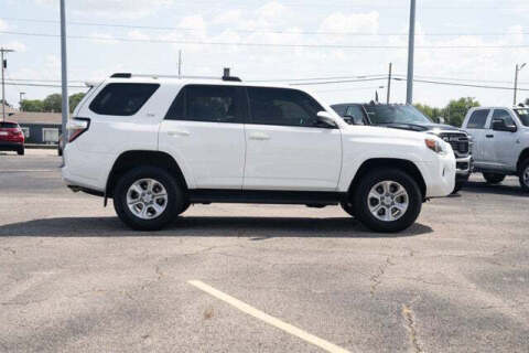 2024 Toyota 4Runner SR5