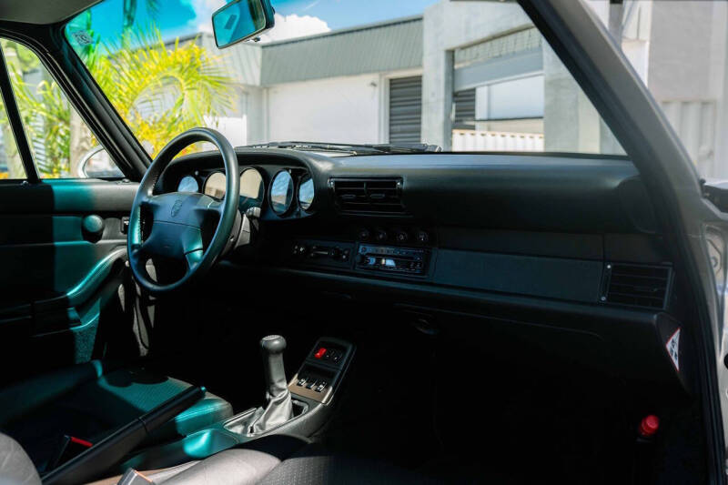 1997 Porsche 911 Carrera 4S