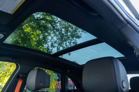 2025 Porsche Macan T