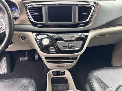 2018 Chrysler Pacifica Touring L