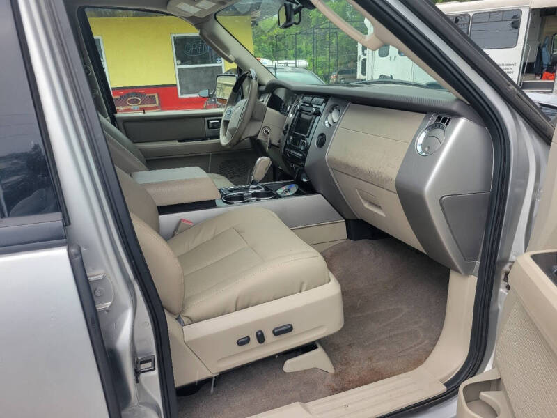 2011 Ford Expedition Limited