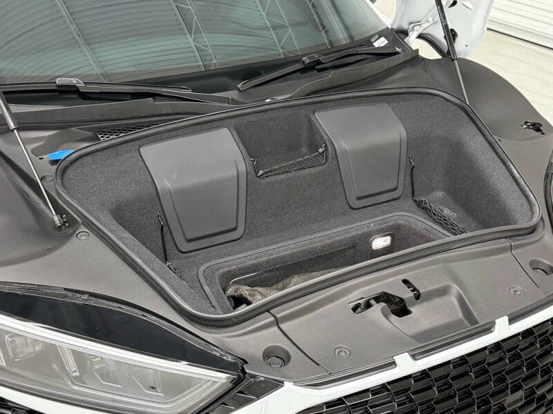 2022 Audi R8 5.2 V10 performance