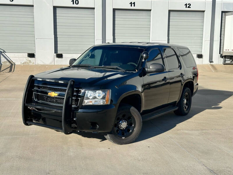 2013 Chevrolet Tahoe for sale at TWIN CITY MOTORS in Houston TX