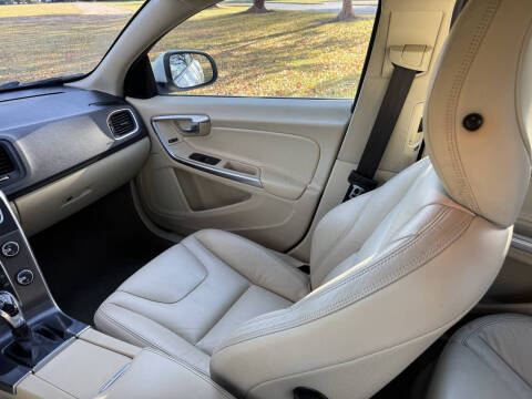 2014 Volvo S60 T5 Premier