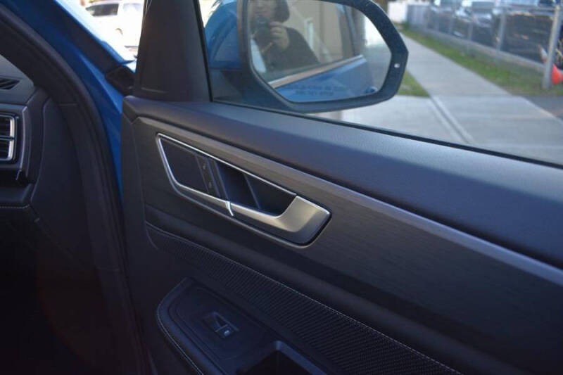 2024 Volkswagen Atlas Cross Sport SE