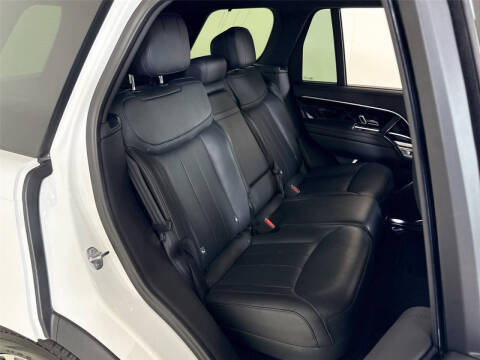 2023 Land Rover Range Rover P530 SE