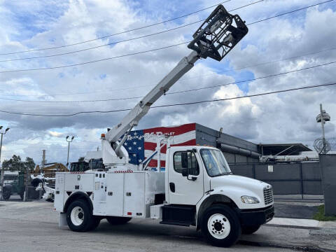 2019 Freightliner M2 106