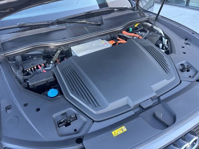 2021 Audi e-tron quattro Prestige