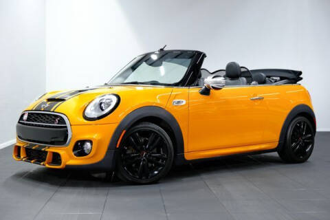 2017 MINI Convertible