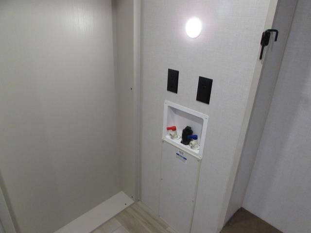 2025 Forest River F320 VIEW