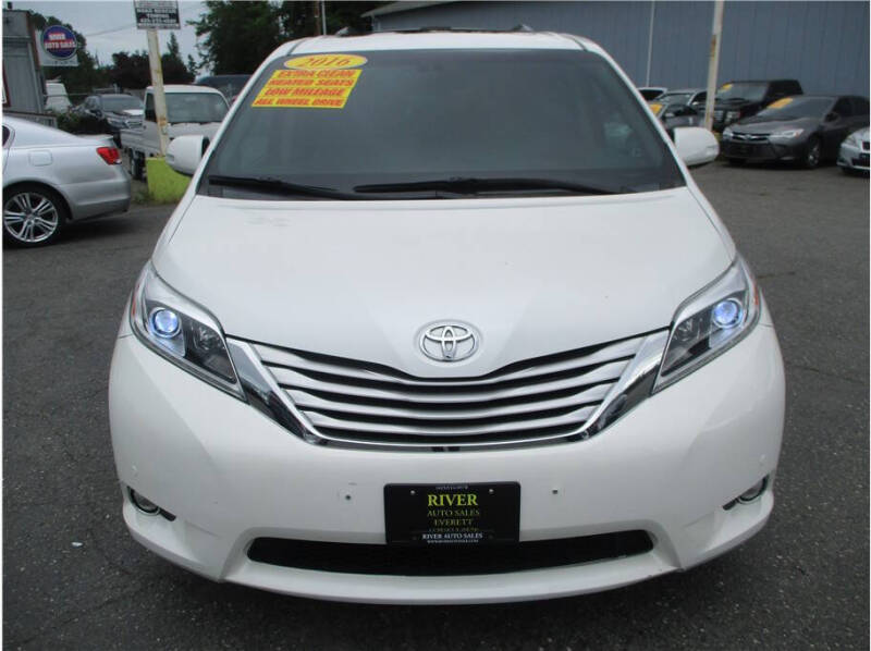 2016 Toyota Sienna