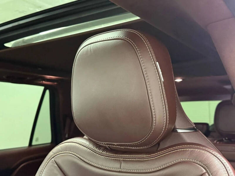2020 Lincoln Navigator L Black Label