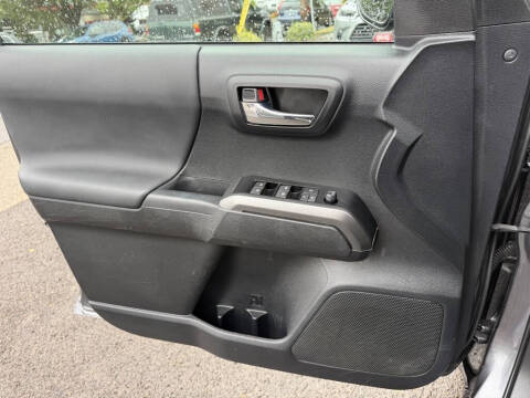 2023 Toyota Tacoma TRD Off-Road