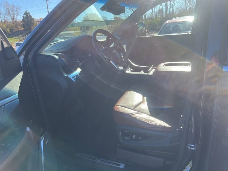 2015 Cadillac Escalade Premium