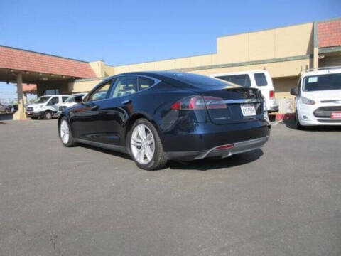 2013 Tesla Model S Performance