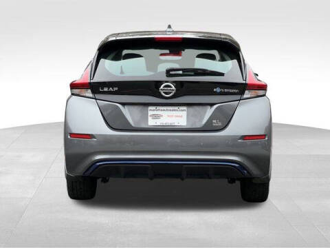 2022 Nissan LEAF SL PLUS
