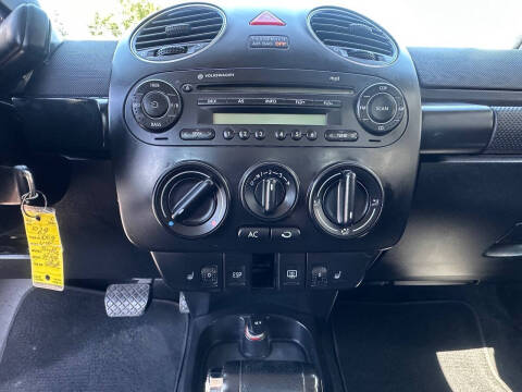 2009 Volkswagen New Beetle