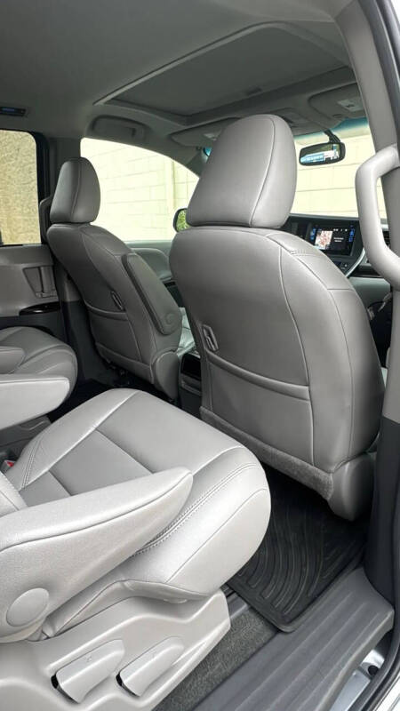 2016 Toyota Sienna