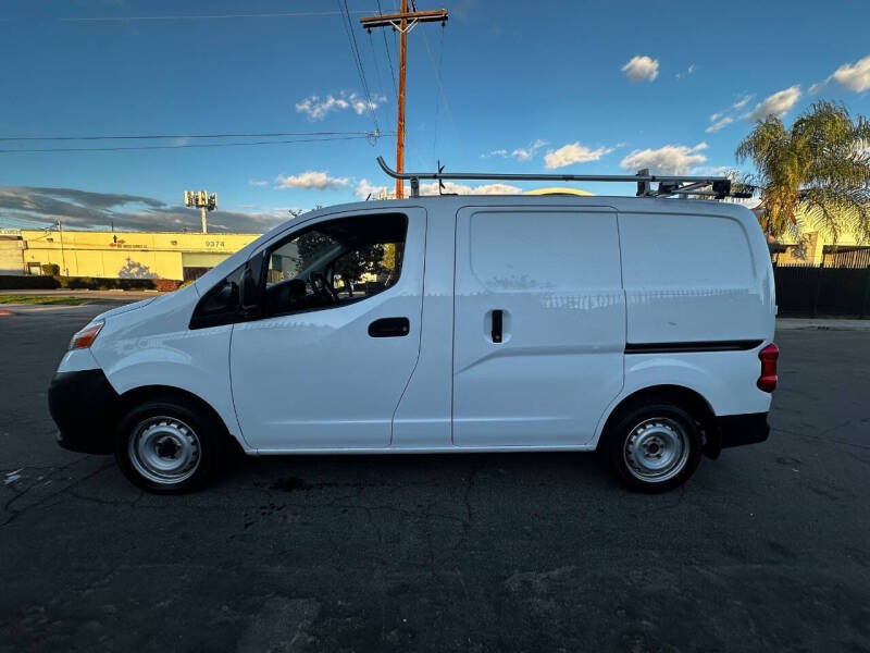 2016 Nissan NV200