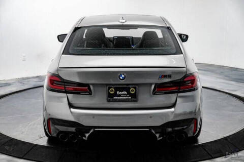 2022 BMW M5