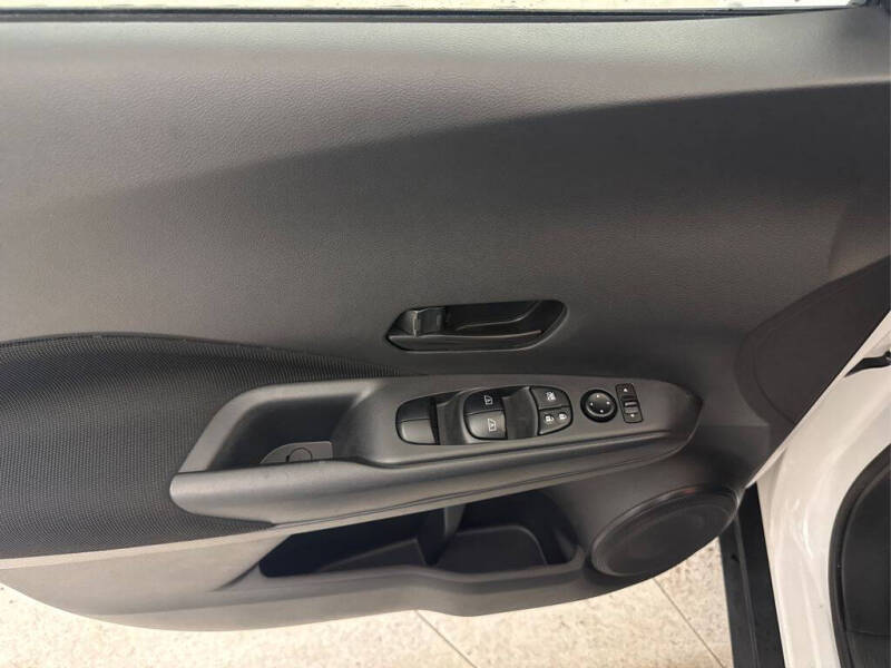 2022 Nissan Kicks S
