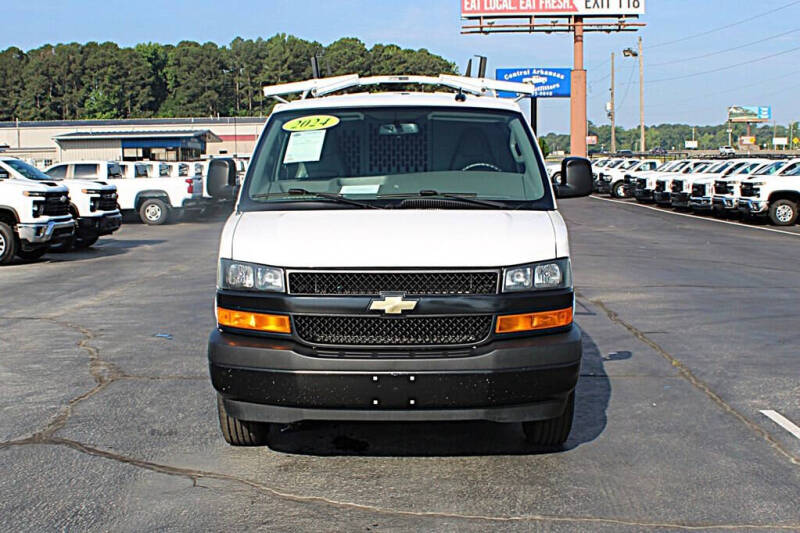 2024 Chevrolet Express 2500