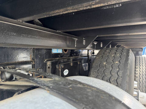 2008 Freightliner M2 112