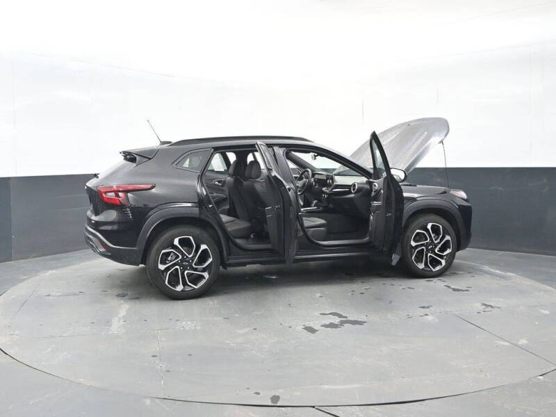 2025 Chevrolet Trax RS