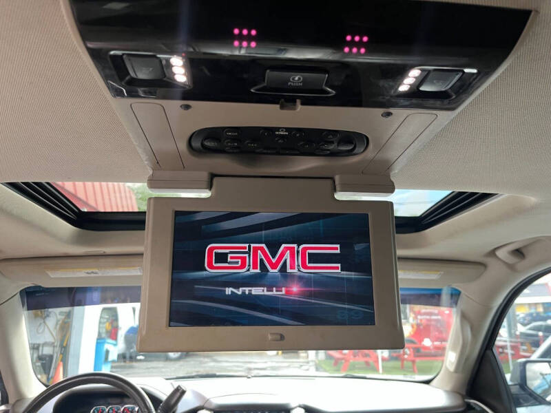 2019 GMC Yukon SLT