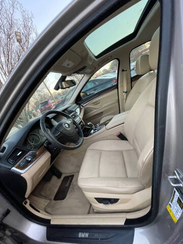 2012 BMW 5 Series 535i