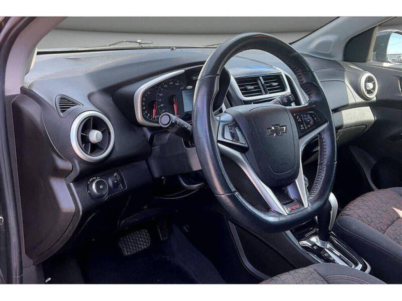 2018 Chevrolet Sonic LT Auto