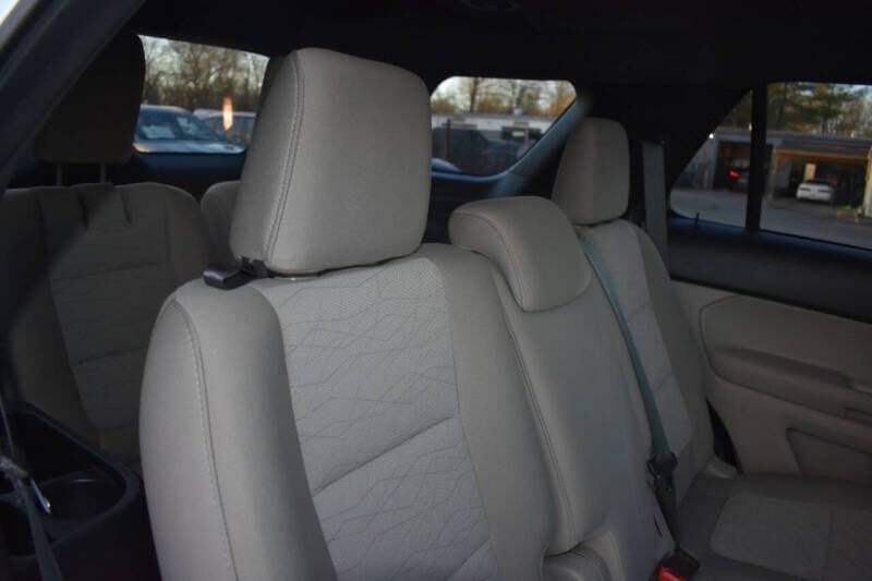 2014 Ford Explorer Base photo 66