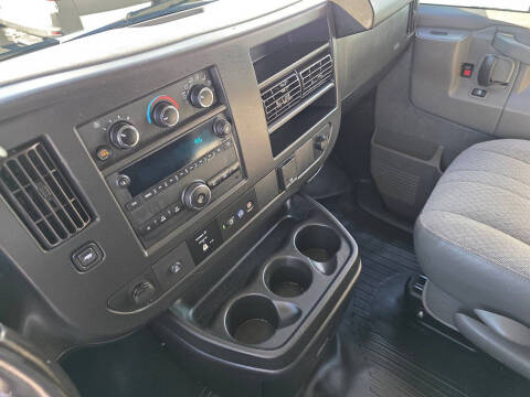 2020 Chevrolet Express 2500