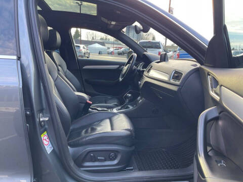 2015 Audi Q3 2.0T quattro Prestige