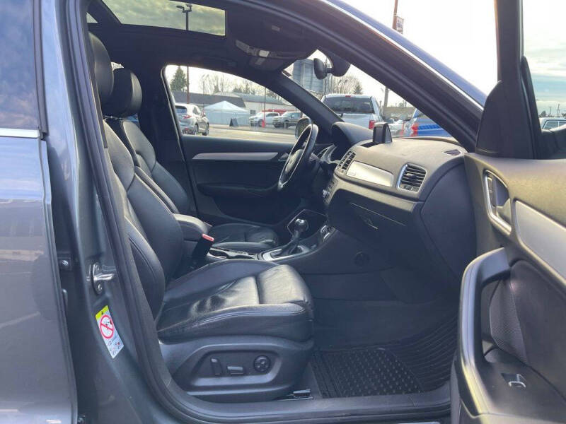 2015 Audi Q3 2.0T quattro Prestige