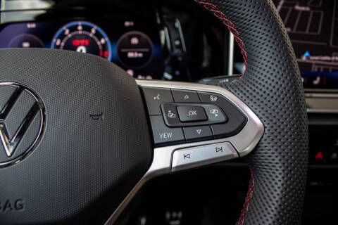 2025 Volkswagen Golf GTI SE