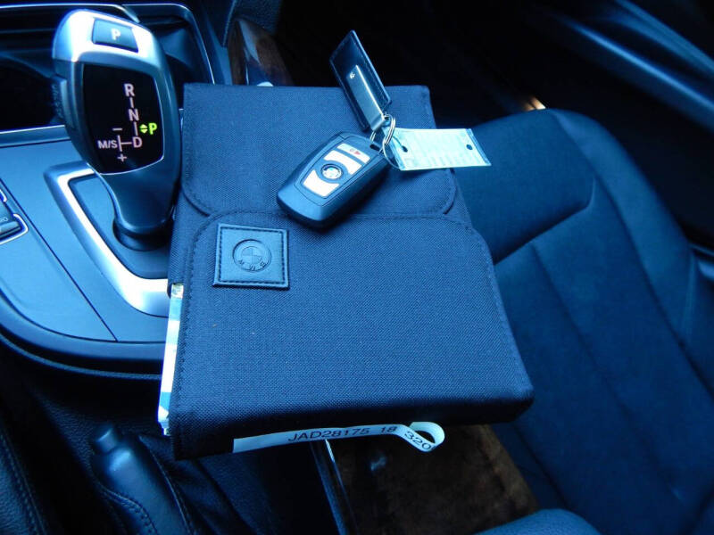 2018 BMW 3 Series 320i