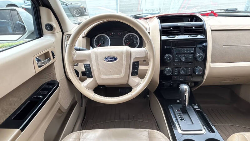 2012 Ford Escape Limited - Photo 10