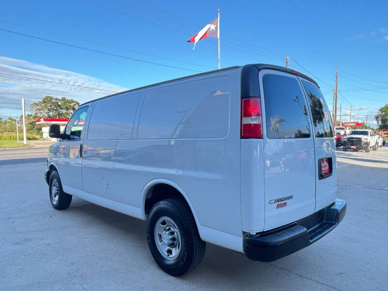 2019 Chevrolet Express 2500