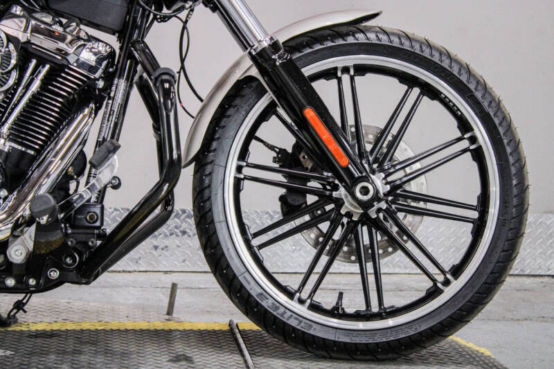 2018 Harley-Davidson Breakout