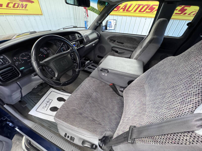 2001 Dodge Ram 2500 SLT Plus