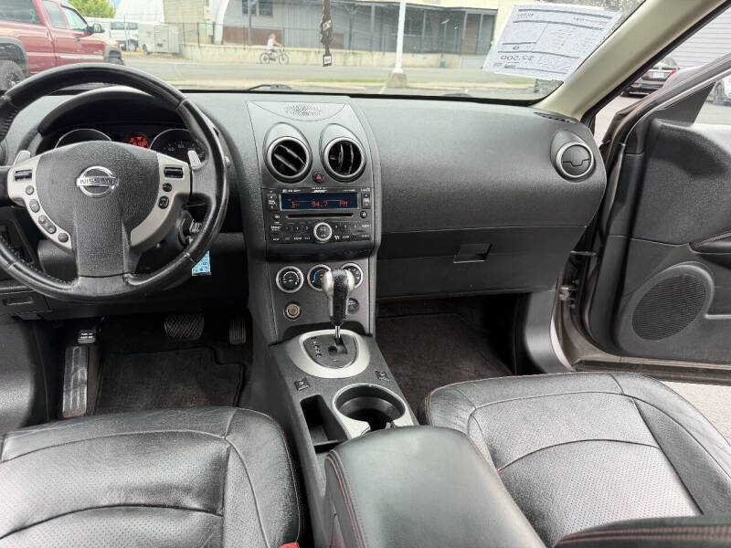 2009 Nissan Rogue SL