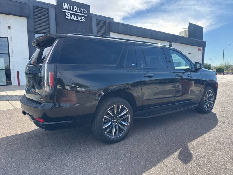 2023 Cadillac Escalade ESV Sport