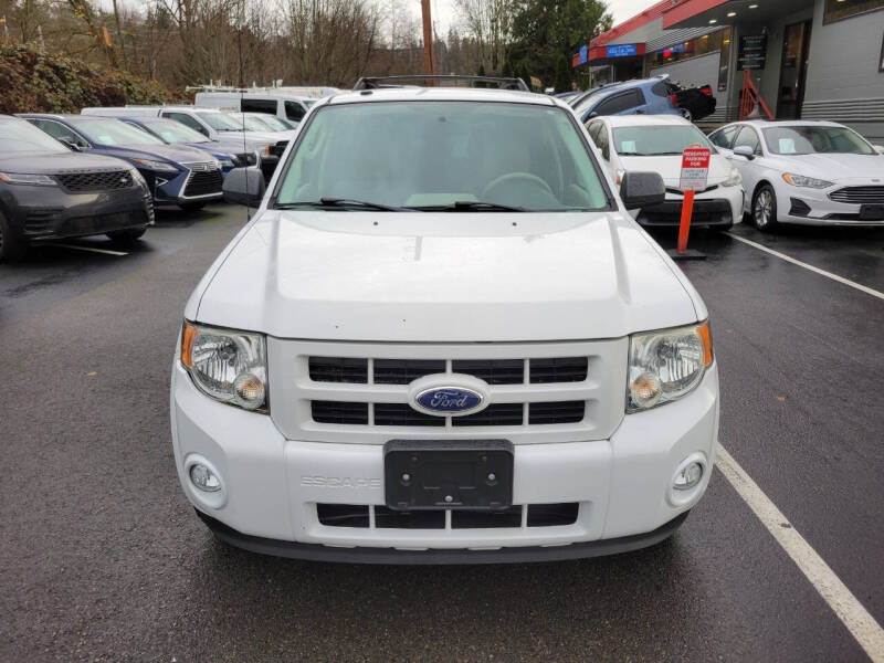 2010 Ford Escape Hybrid photo 2