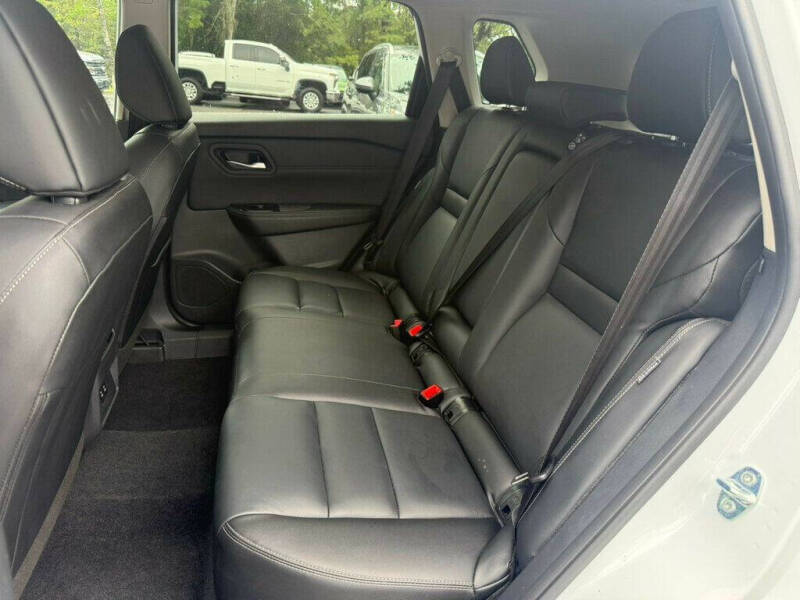 2026 Nissan Rogue SL