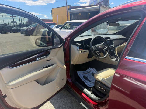 2017 Cadillac XT5 Luxury