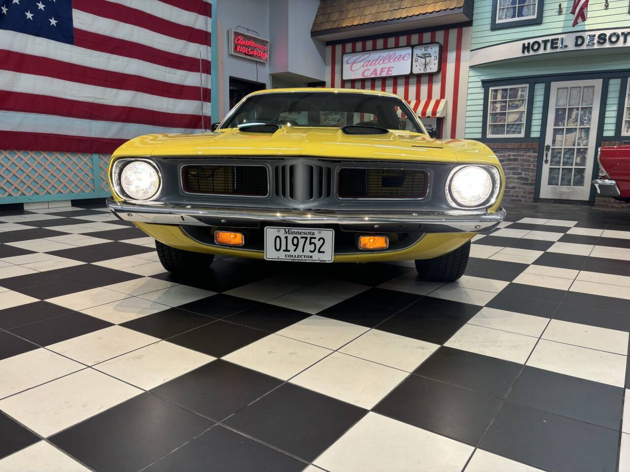 1974 Plymouth Cuda 10