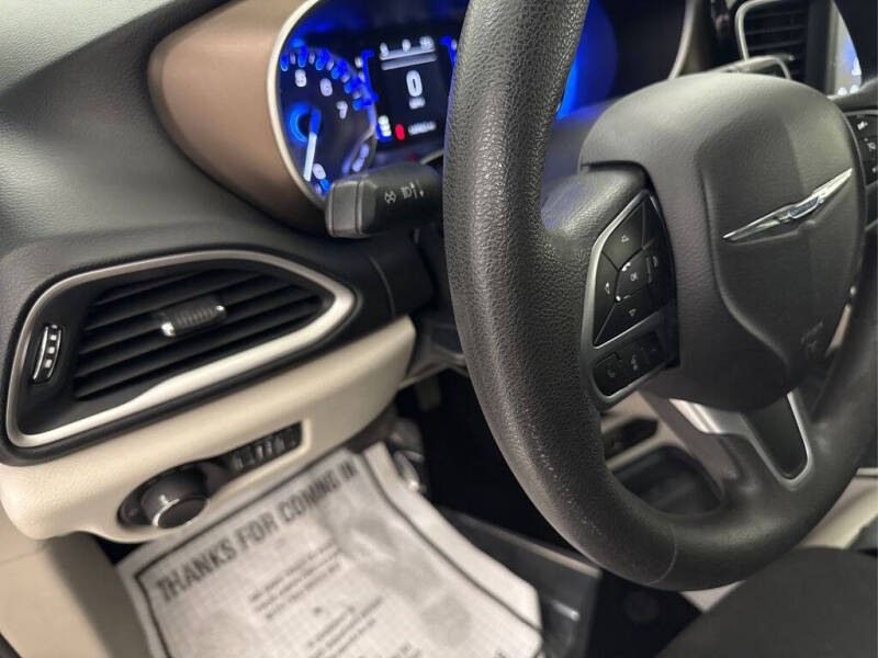 2018 Chrysler Pacifica LX